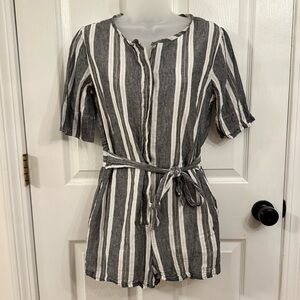 Banana Republic Gray and White Striped Garment